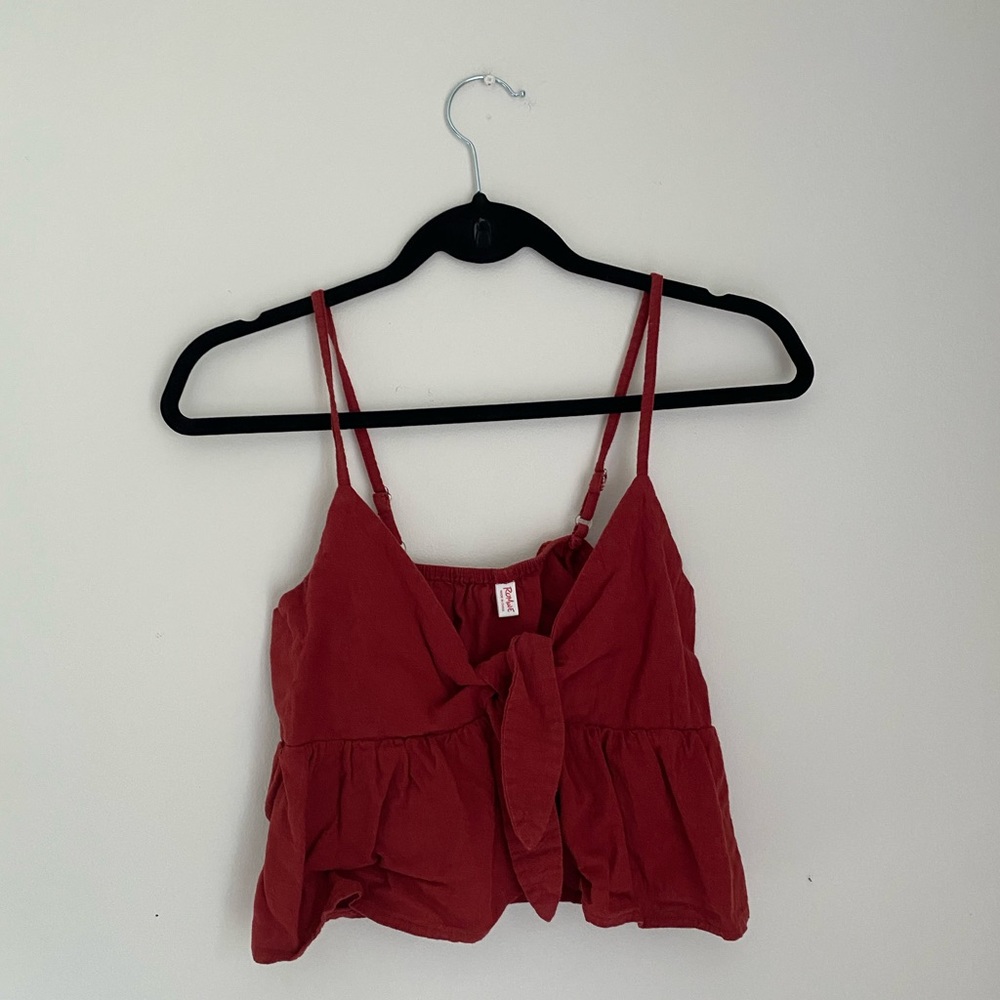 3️⃣/$1️⃣5️⃣ Knotted Cami Top